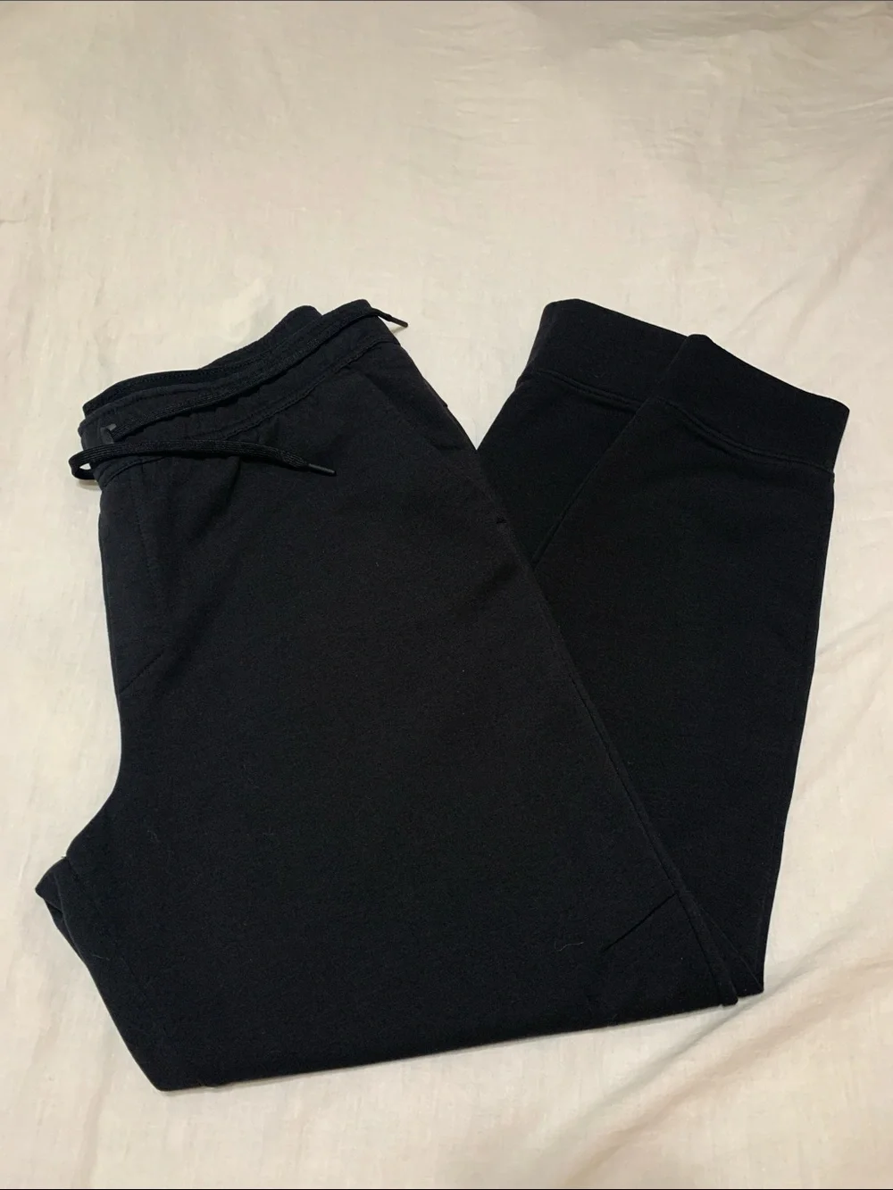Men's Black Slim-Fit Jogger Sweatpants